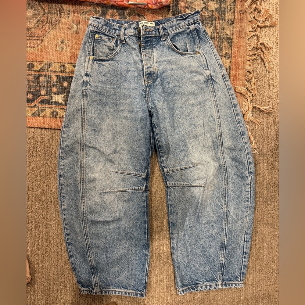 Free People barrel jeans size 27